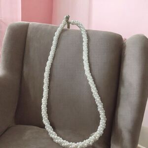 Marvella Vintage faux tiny pearl necklace